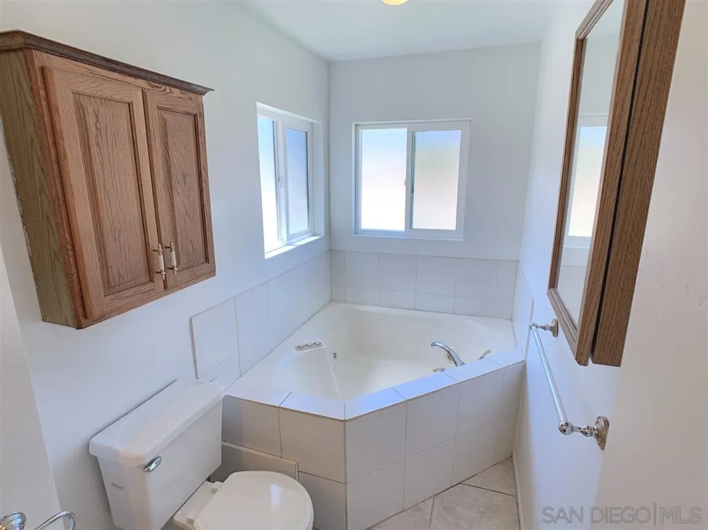 8569 Big Rock Road Santee, CA 92071 - Photo 11 of 20 Gallery Image 11