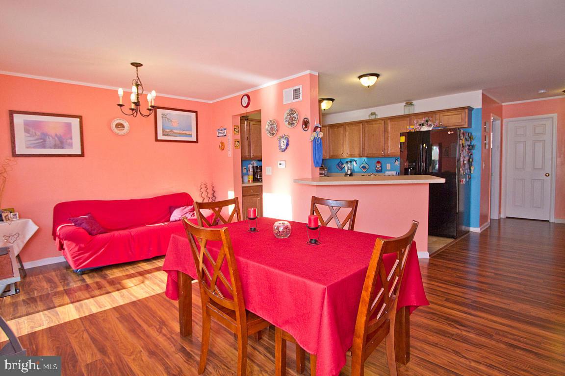 706 Keller Drive Lititz, PA 17543 - Photo 9 of 36
