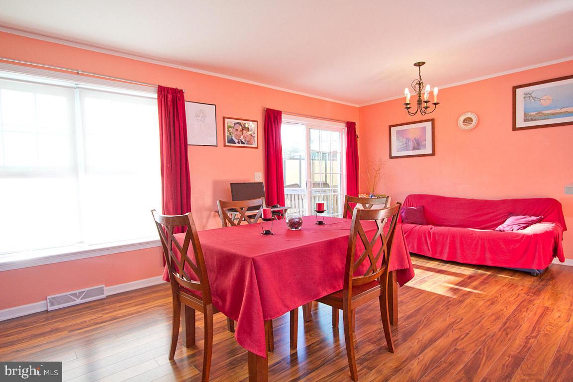 706 Keller Drive Lititz, PA 17543 - Photo 10 of 36