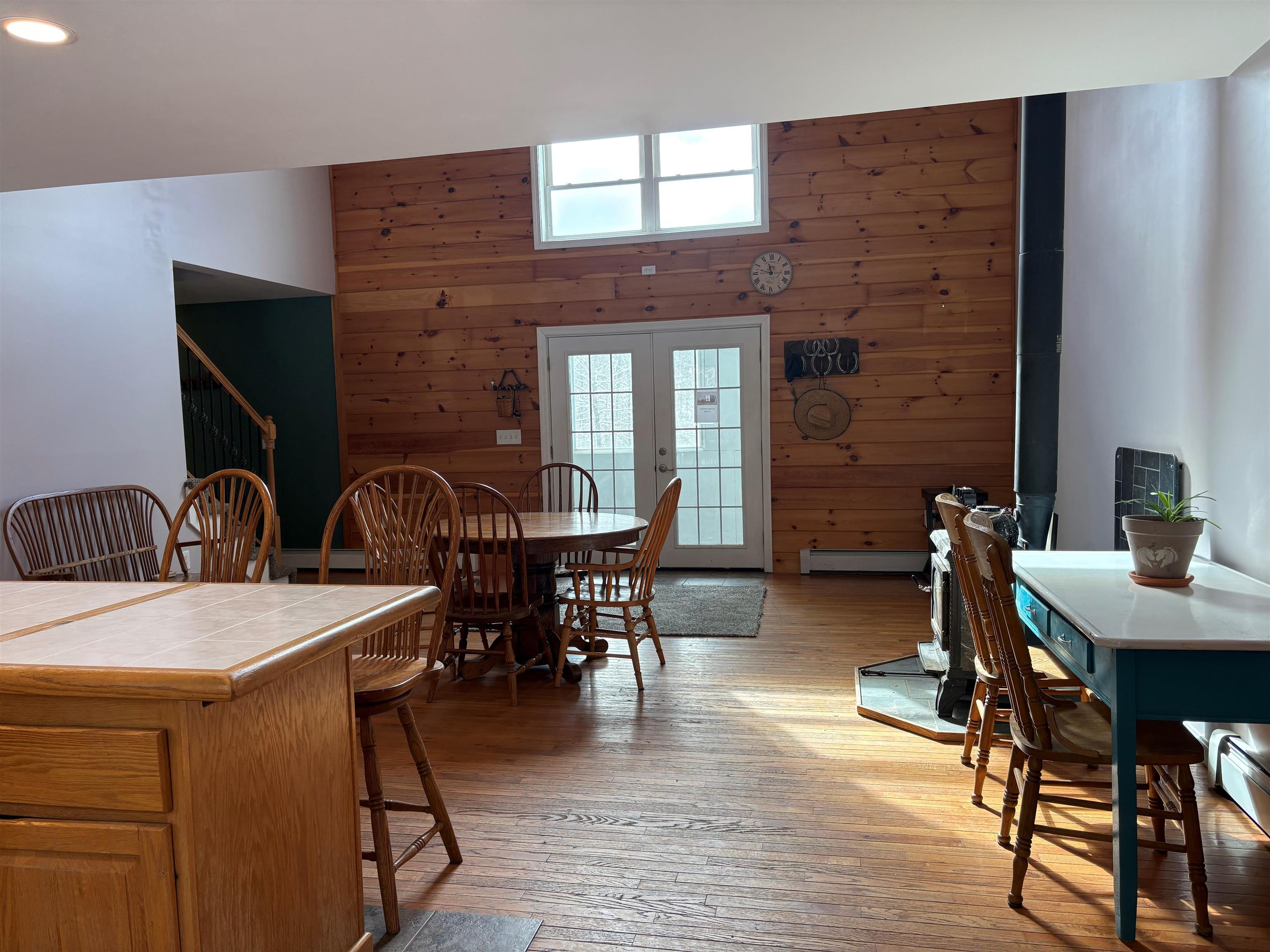 570 County Road Bradford, NH 03221 - Photo 6 of 32