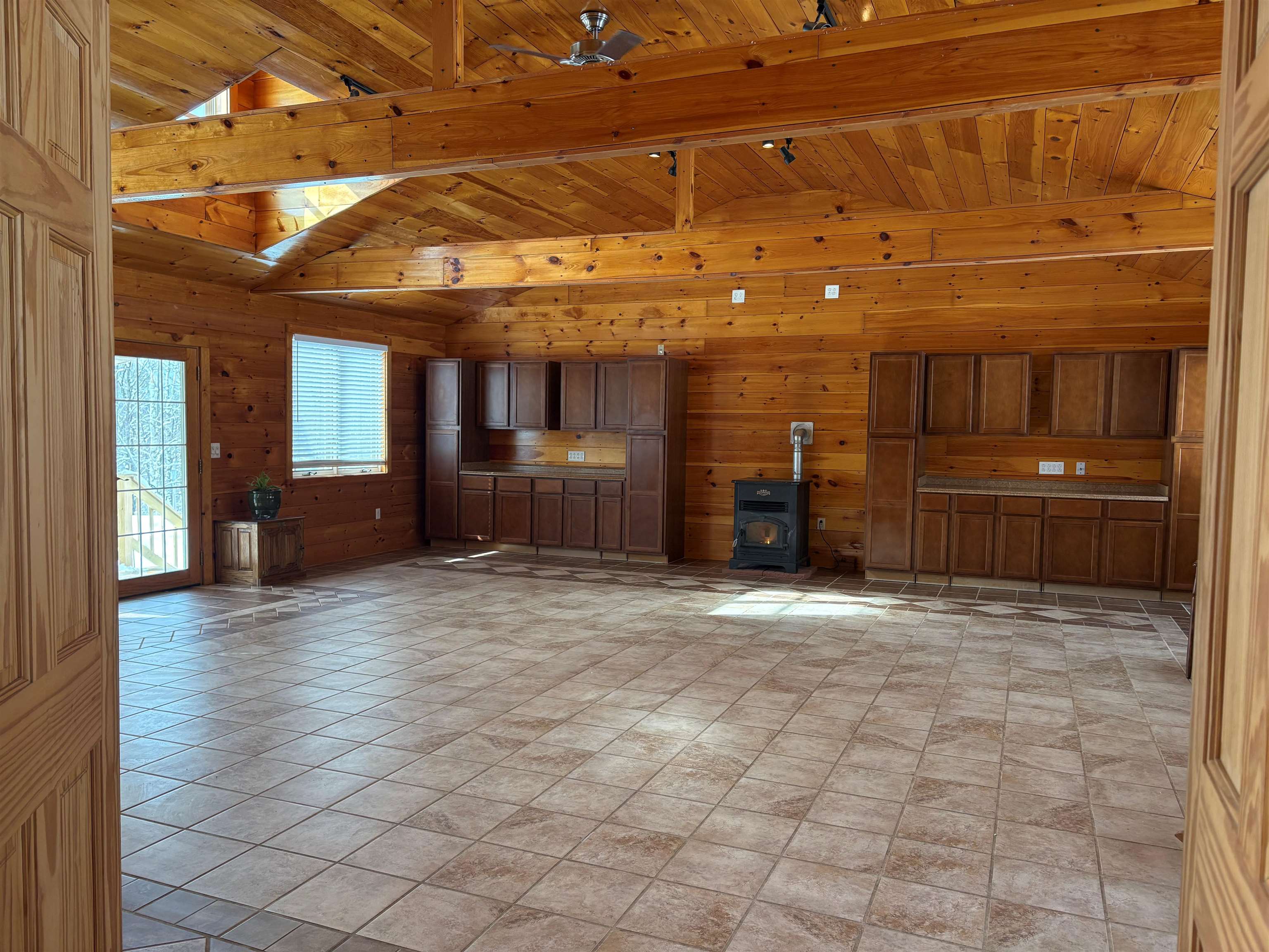 570 County Road Bradford, NH 03221 - Photo 8 of 32