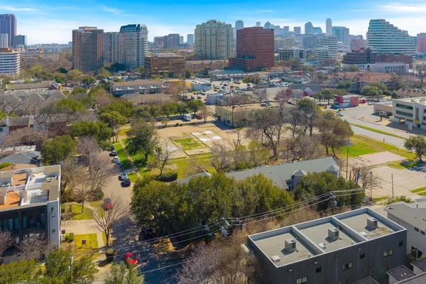 $3,795 | 4001 Bowser Avenue, Unit B, Dallas, TX 75219