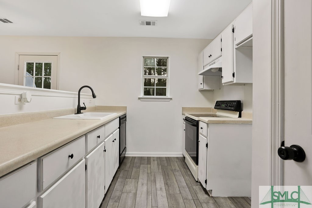 39 Parish Way Pooler, GA 31322 - Photo 16 of 32 Kitchen