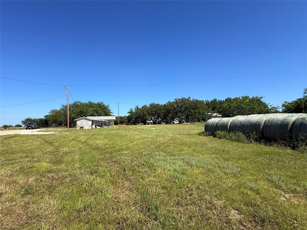 913 North Rice Street Hamilton, TX 76531 - Photo 10 of 28