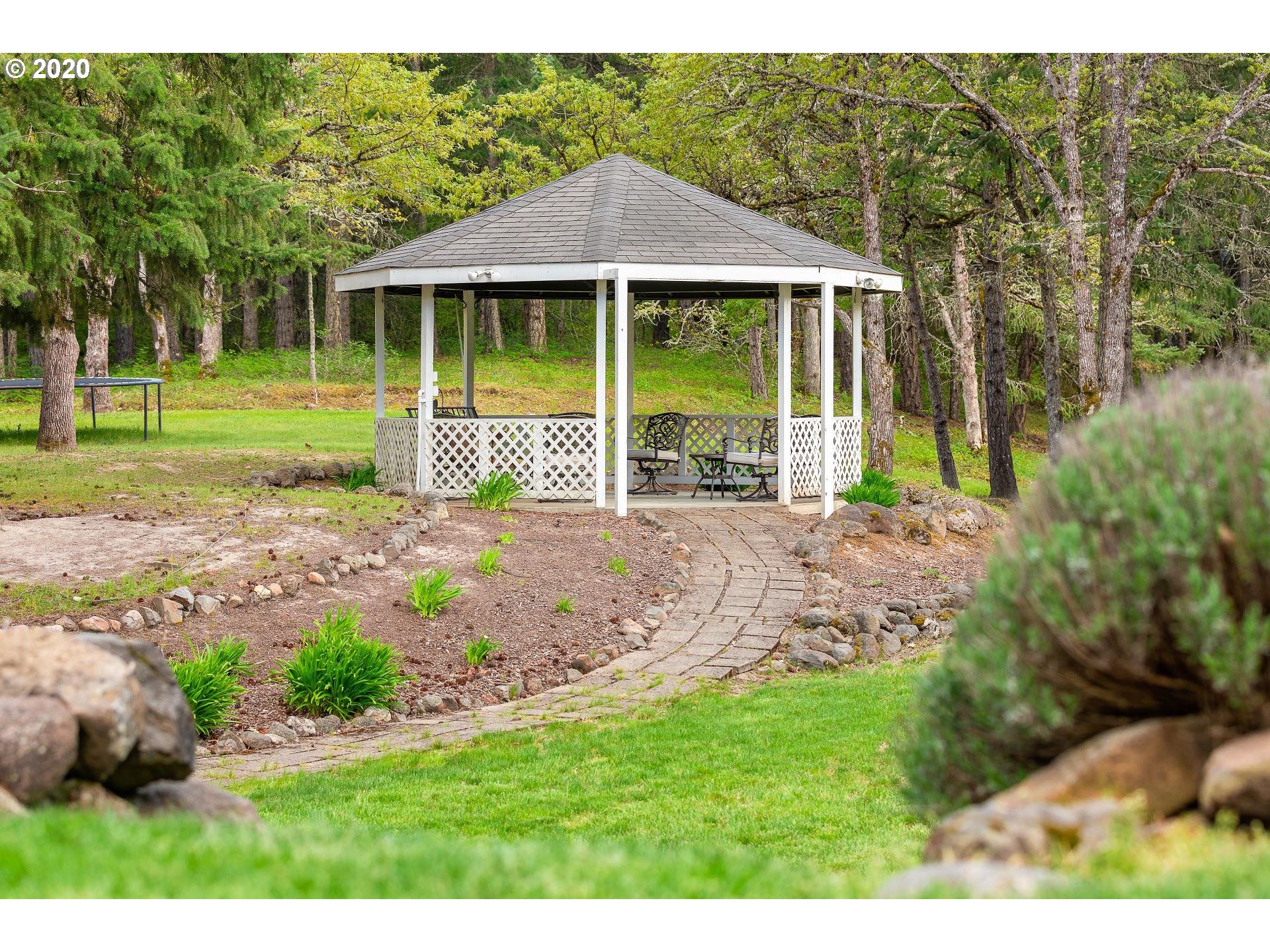1690 Fircrest Lane Mosier, OR 97040 - Photo 23 of 30 Gallery Image 23