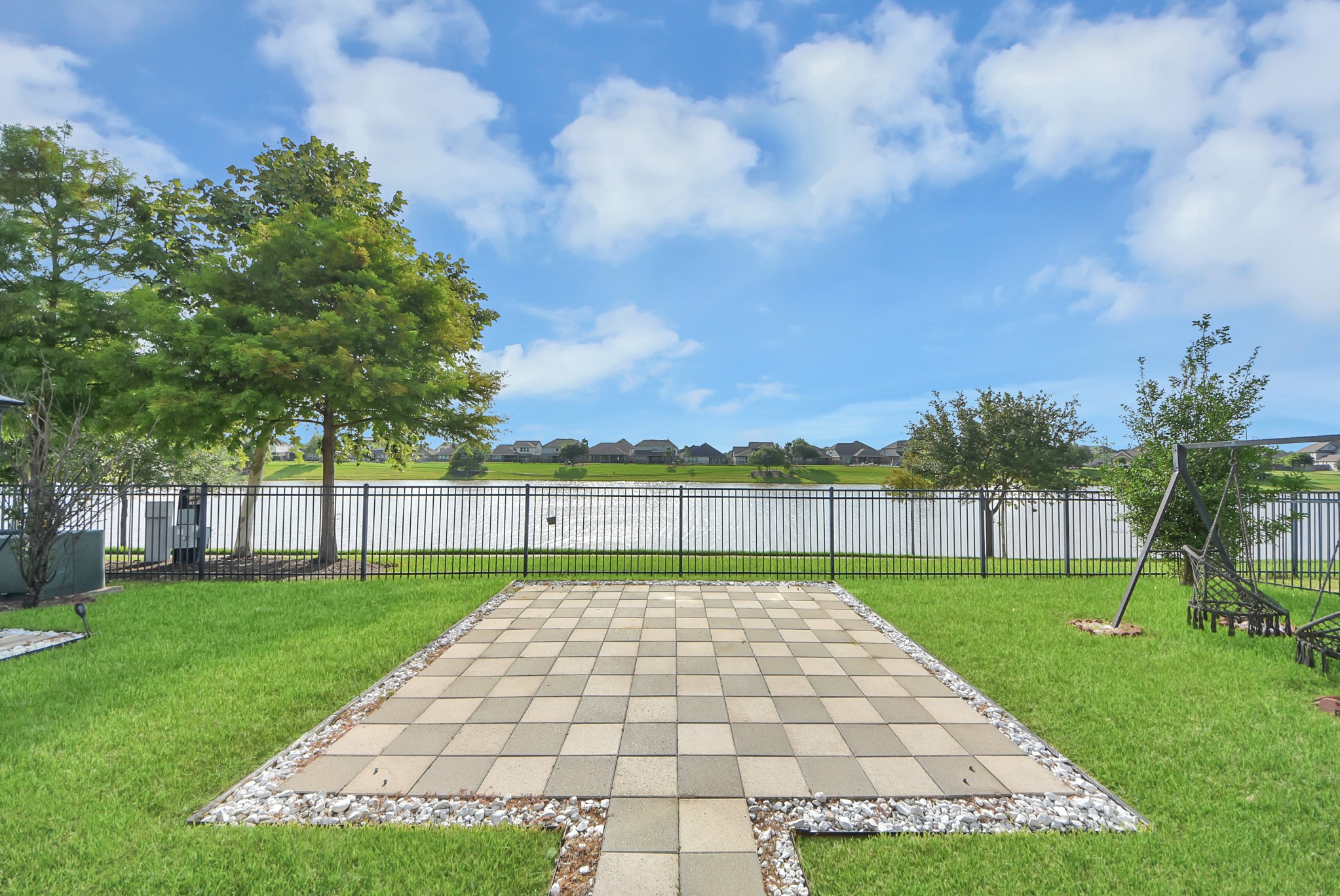 4836 Peppermill Ridge Lane Rosharon, TX 77583 - Photo 37 of 45 Backyard