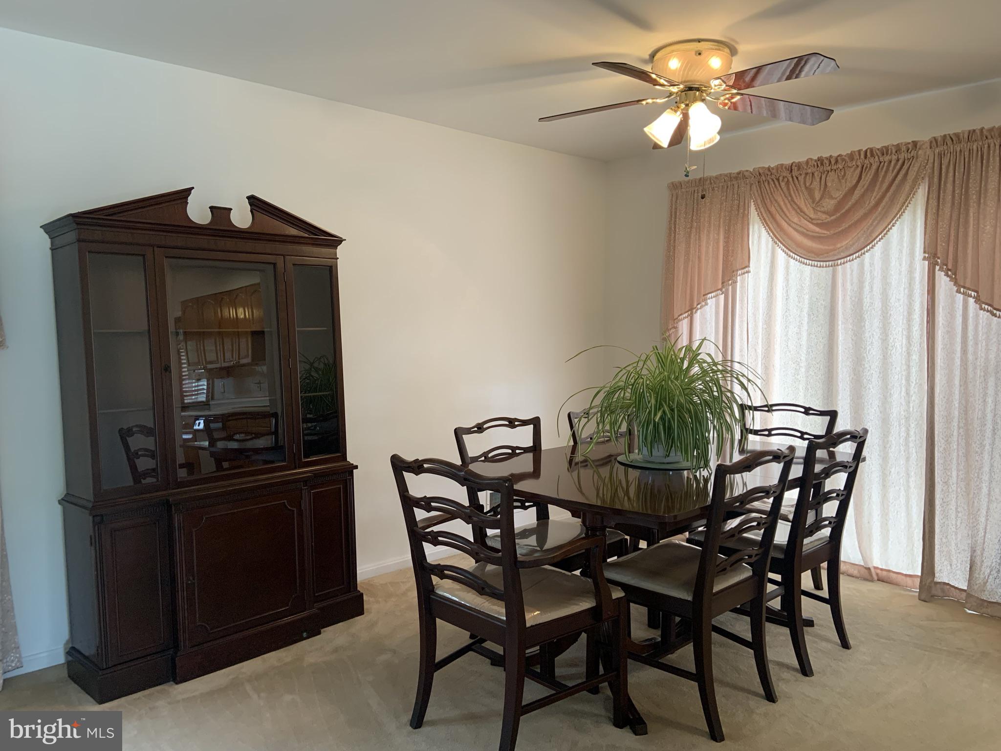 7510 Castle Road Manassas, VA 20109 - Photo 11 of 41 Dining room