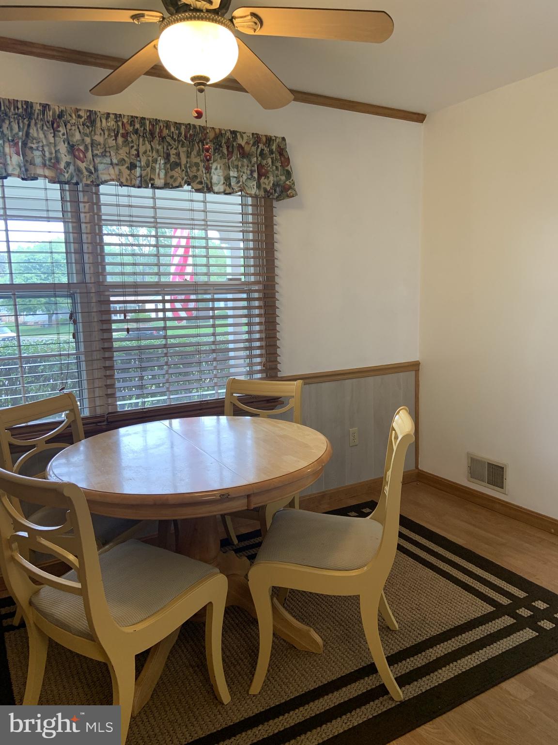 7510 Castle Road Manassas, VA 20109 - Photo 16 of 41 Breakfast room