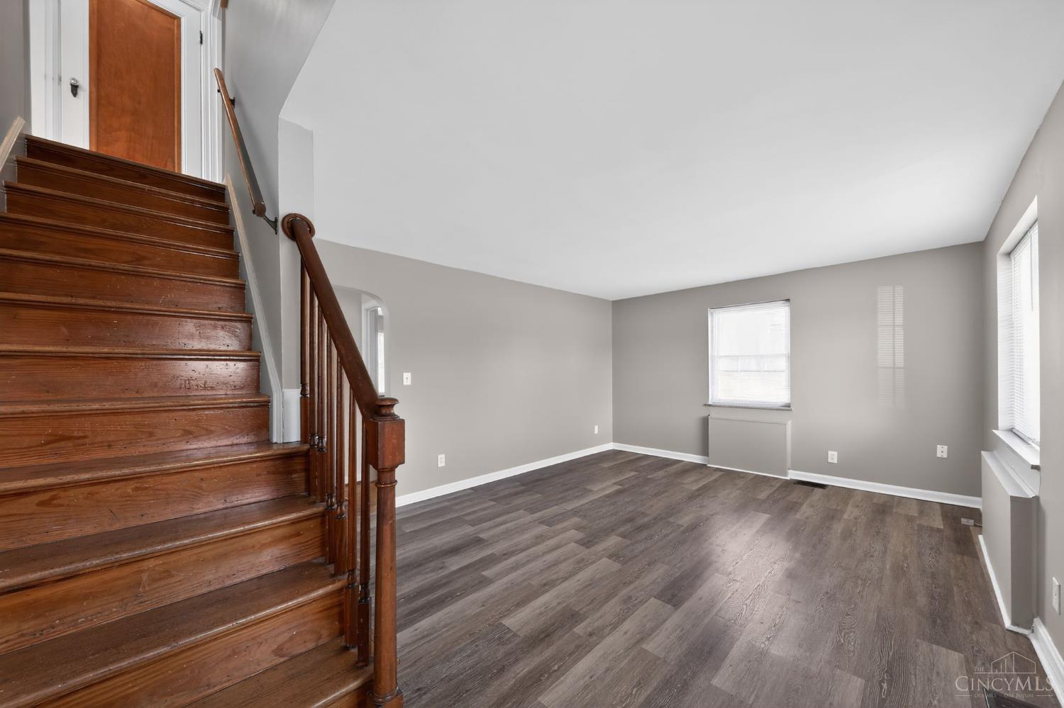 6621 Winton Road Cincinnati, OH 45224 - Photo 21 of 34