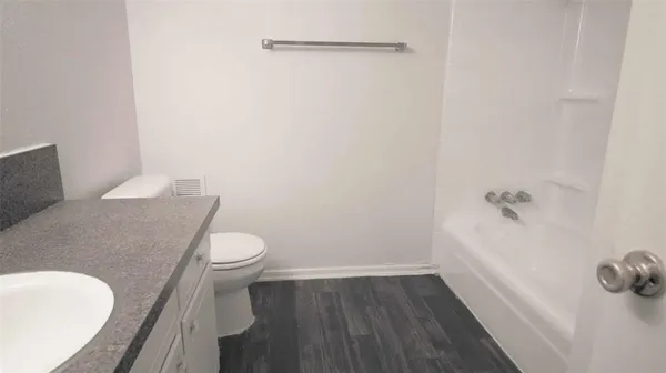 $1,565 | 101 Westcourt Drive, Cleburne, TX 76033