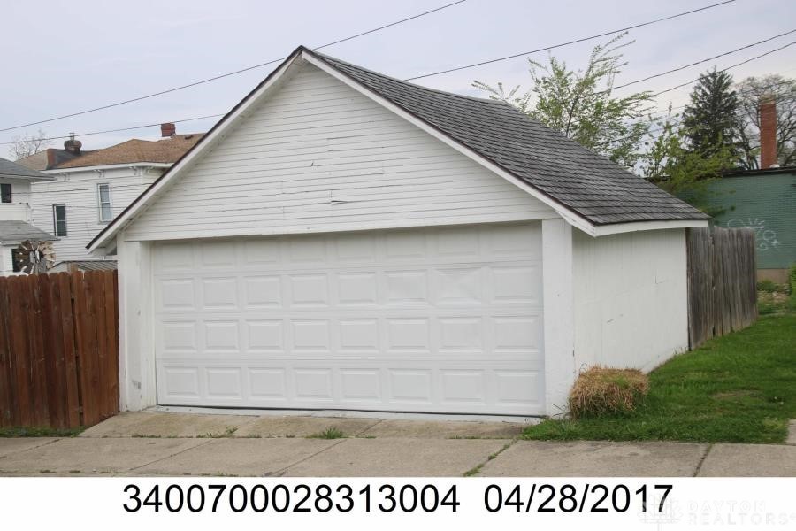 1112 Selma Road Springfield, OH 45505 - Photo 2 of 2