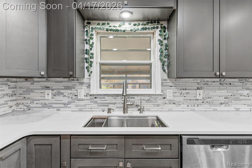 3432 South State Road Davison, MI 48423 - Photo 29 of 58