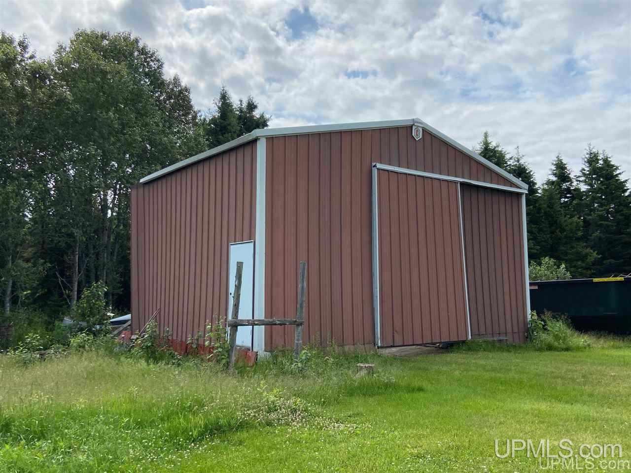 1924 East Maple Ridge Road Rock, MI 49880 - Photo 18 of 21