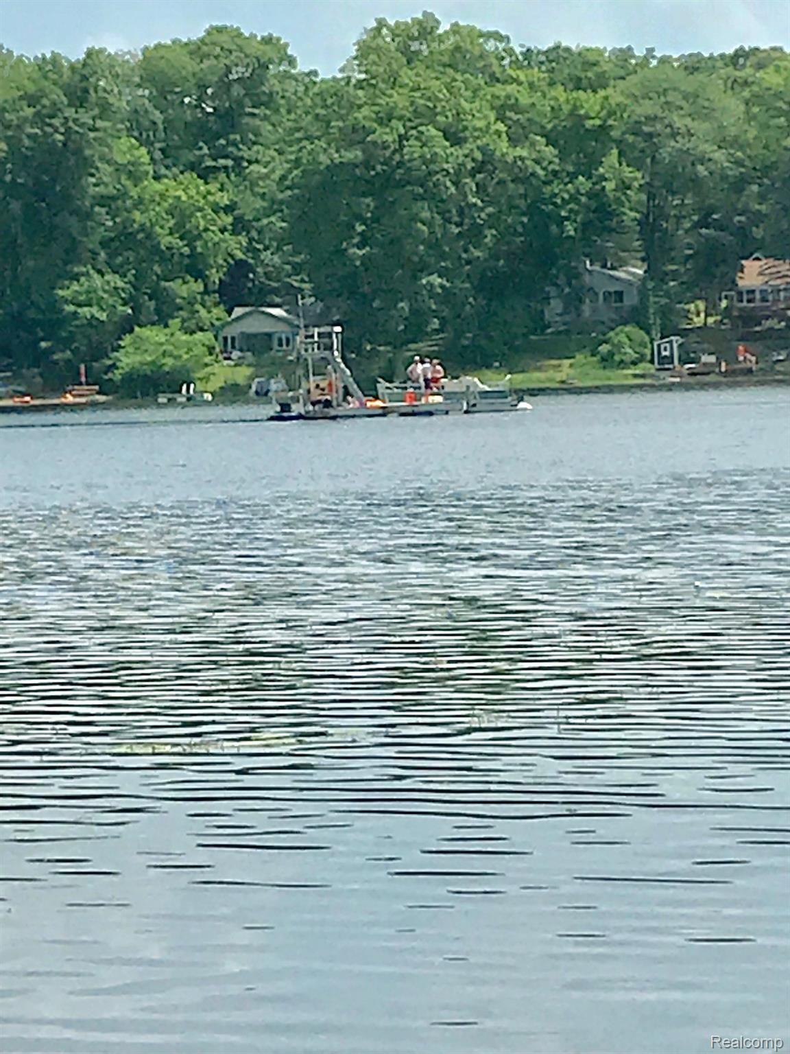 1480 Clark Lake Road Brighton, MI 48114 - Photo 10 of 36 IMG_2017 - Copy.jpg