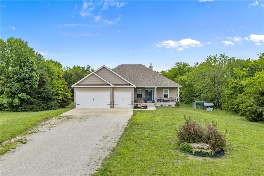 584 Southeast 80th Road Warrensburg, MO 64093 - Photo 3 of 55