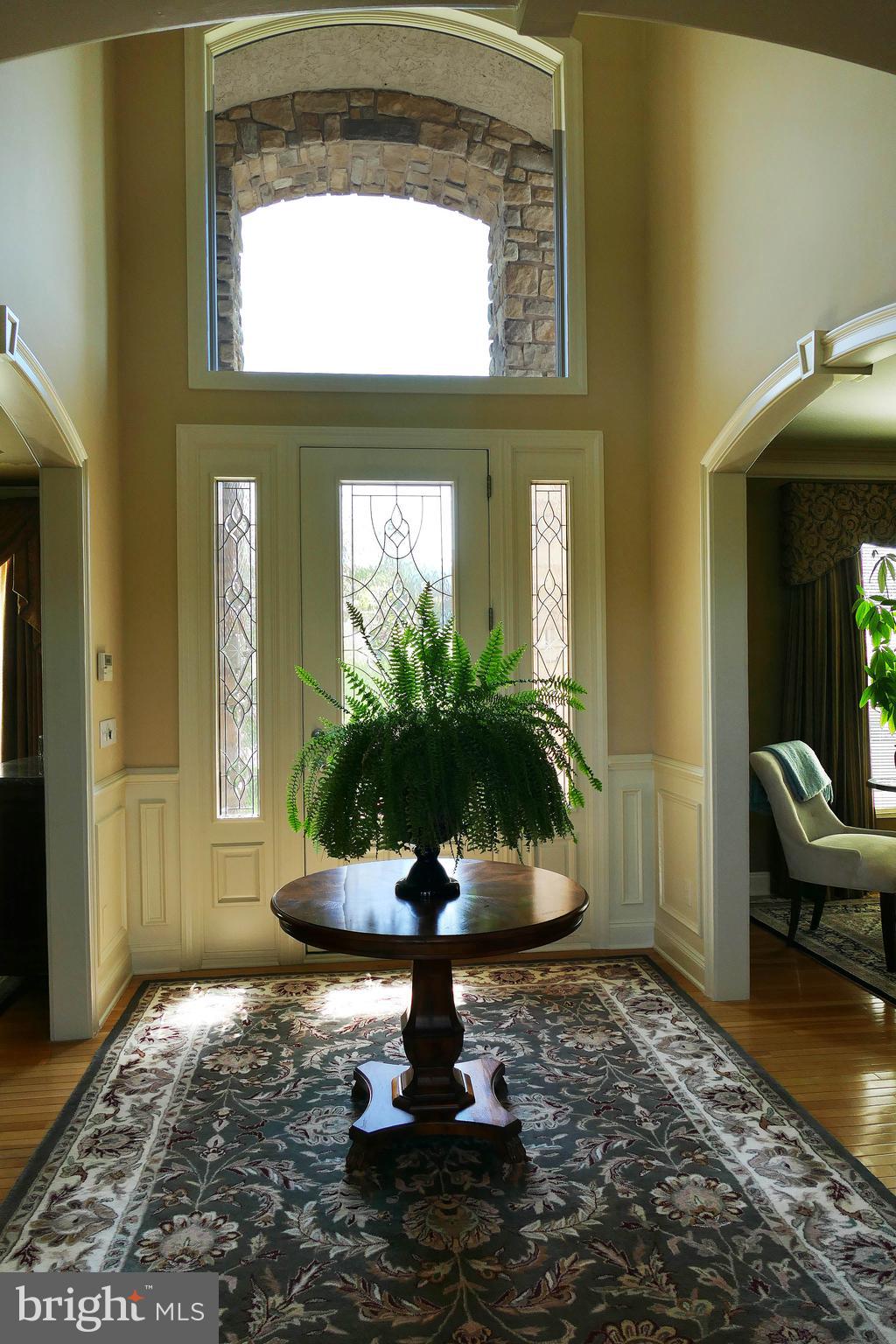 4511 Ridgetop Road Doylestown, PA 18902 - Photo 30 of 58 Entry