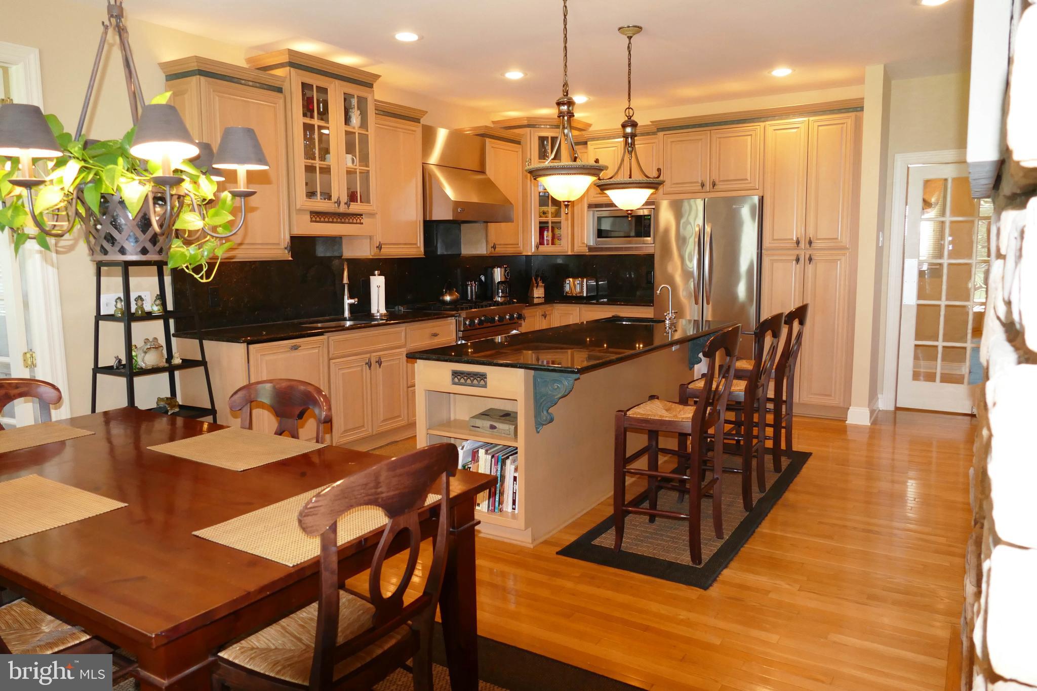 4511 Ridgetop Road Doylestown, PA 18902 - Photo 9 of 58 Kitchen and breakfast room