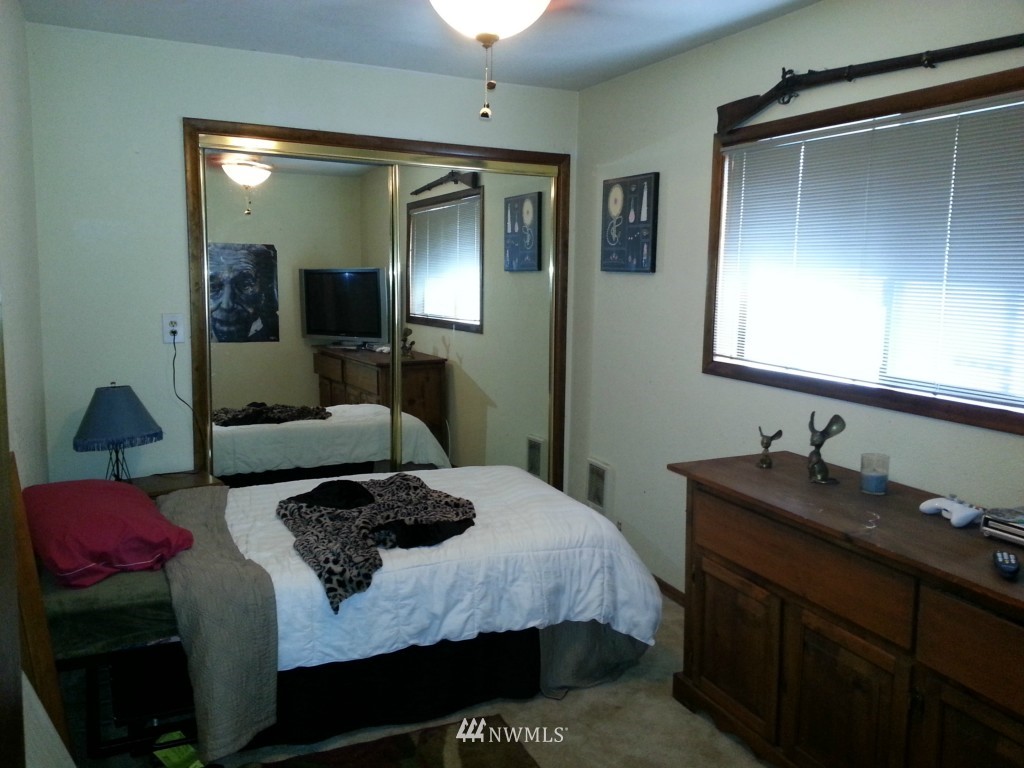 3021 Wishkah Road Aberdeen, WA 98520 - Photo 12 of 21 Gallery Image 12