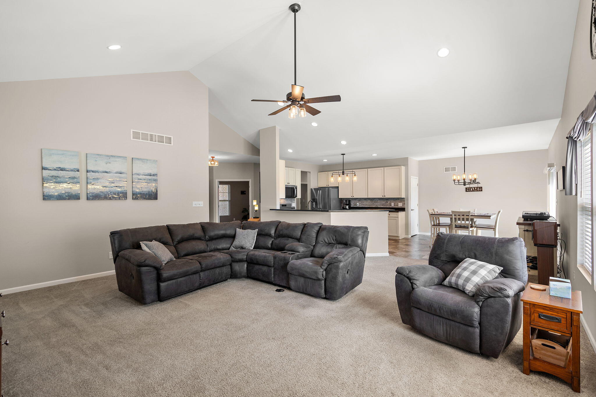 13215 Rutledge Place Crown Point, IN 46307 - Photo 8 of 63 2048x1365