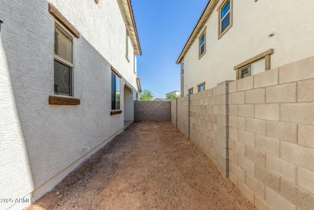 $379,990 | 15605 South 180th Lane, Goodyear, AZ 85338