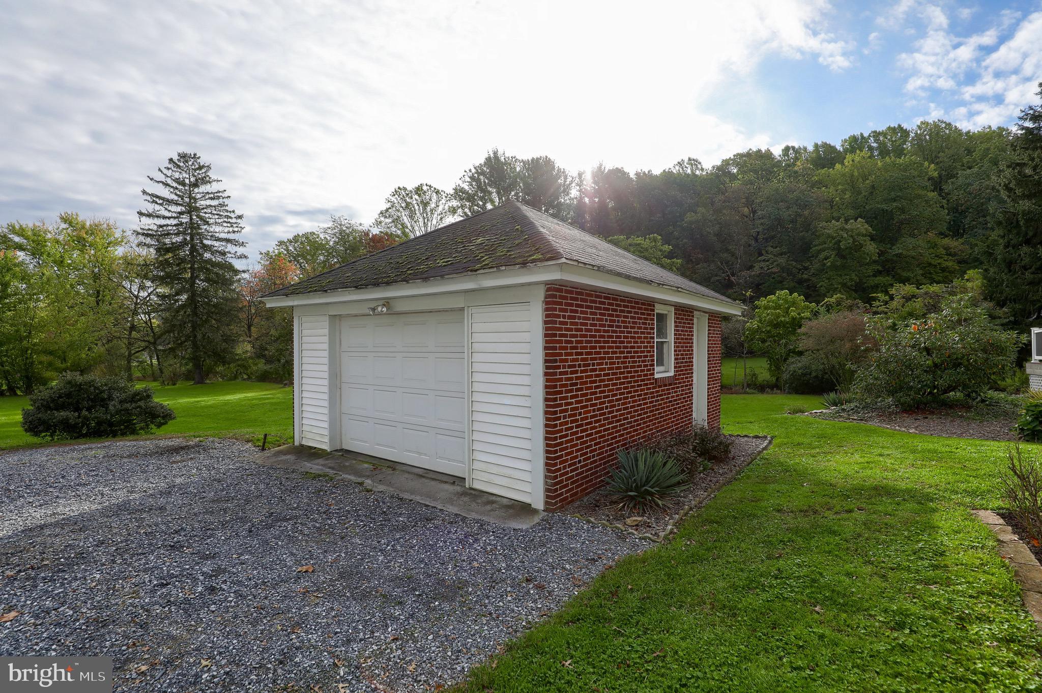1030 Fritztown Road Reading, PA 19608 - Photo 53 of 67