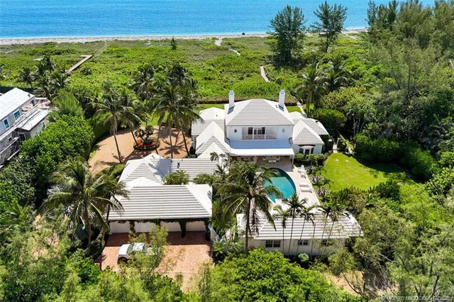 $23,900,000 | 485 South Beach Road, Hobe Sound, FL 33455