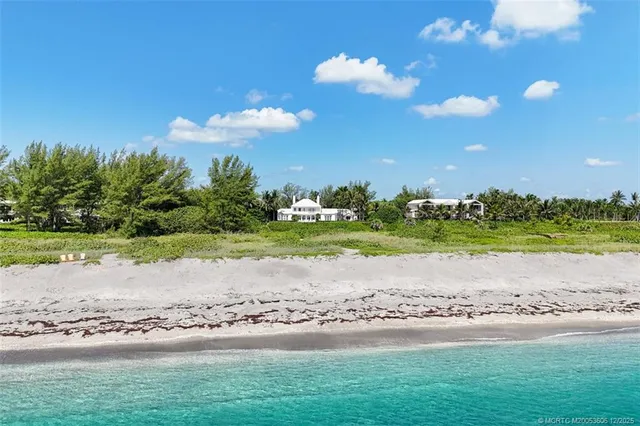 $23,900,000 | 485 South Beach Road, Hobe Sound, FL 33455