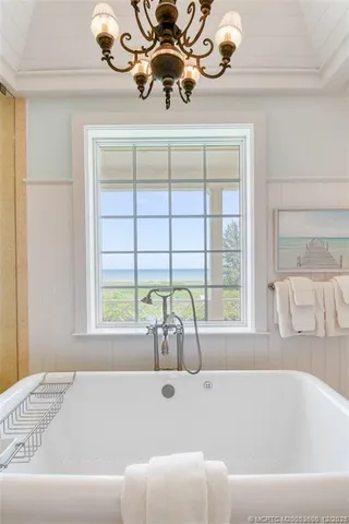 $23,900,000 | 485 South Beach Road, Hobe Sound, FL 33455