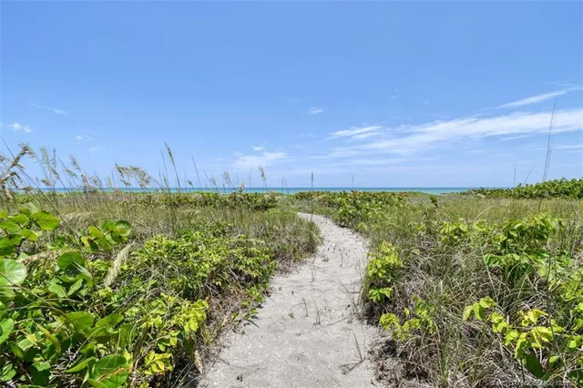 $23,900,000 | 485 South Beach Road, Hobe Sound, FL 33455