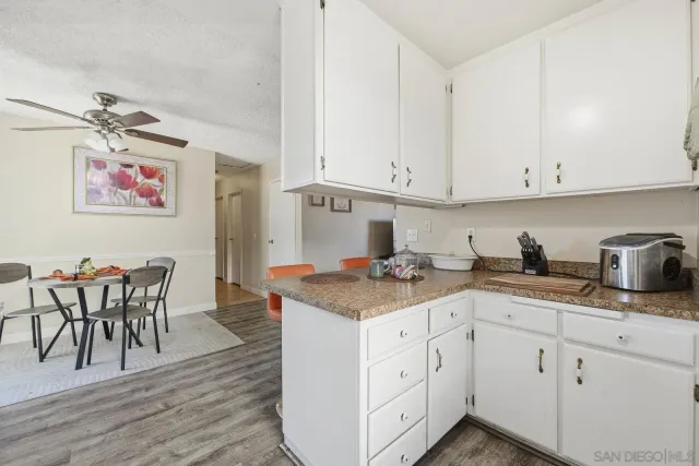 $350,000 | 2566 White Oak Place, Unit 6, Escondido, CA 92027