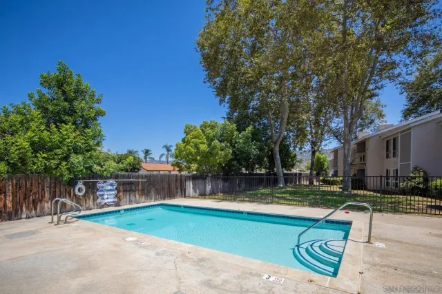 $350,000 | 2566 White Oak Place, Unit 6, Escondido, CA 92027