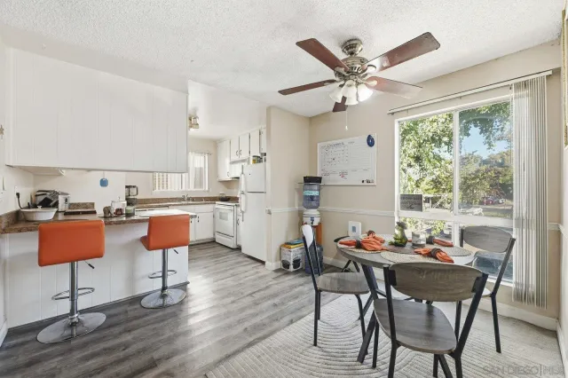 $350,000 | 2566 White Oak Place, Unit 6, Escondido, CA 92027