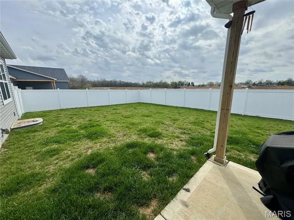 $3,900 | 1482 Guilford Place, Troy, IL 62294