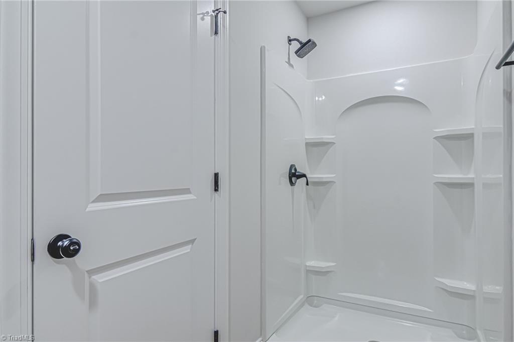 4721 Ridgefall Road Greensboro, NC 27410 - Photo 20 of 27 Gallery Image 20