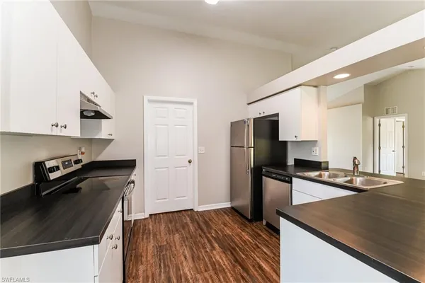 $1,900 | 11 West 9th Street, Lehigh Acres, FL 33972