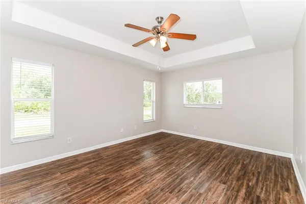 $1,900 | 11 West 9th Street, Lehigh Acres, FL 33972