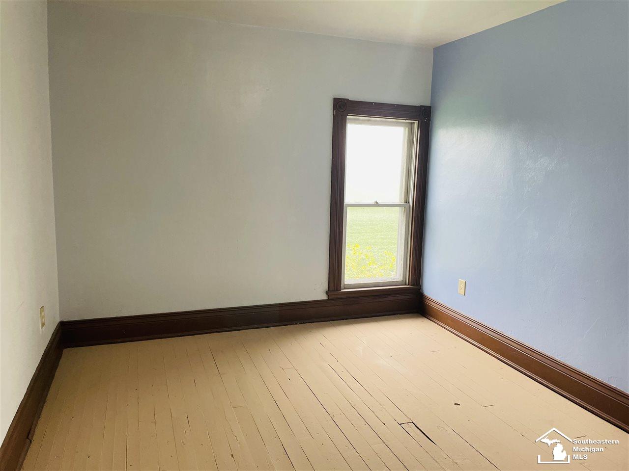9742 Finzel Road Carleton, MI 48117 - Photo 8 of 14