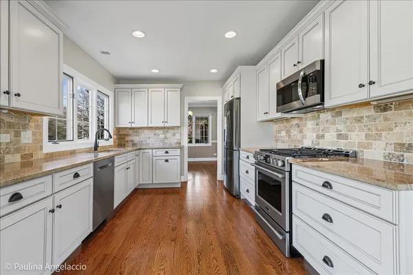 $620,000 | 820 Braeman Court, Libertyville, IL 60048