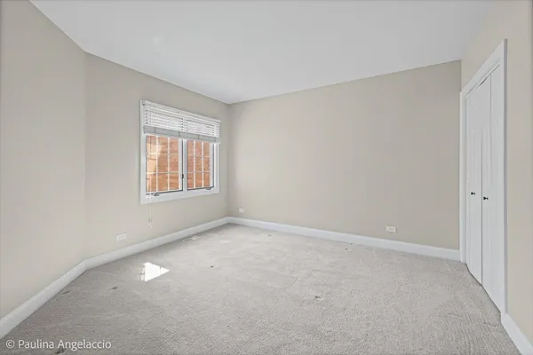 $620,000 | 820 Braeman Court, Libertyville, IL 60048