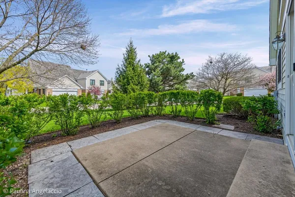 $620,000 | 820 Braeman Court, Libertyville, IL 60048