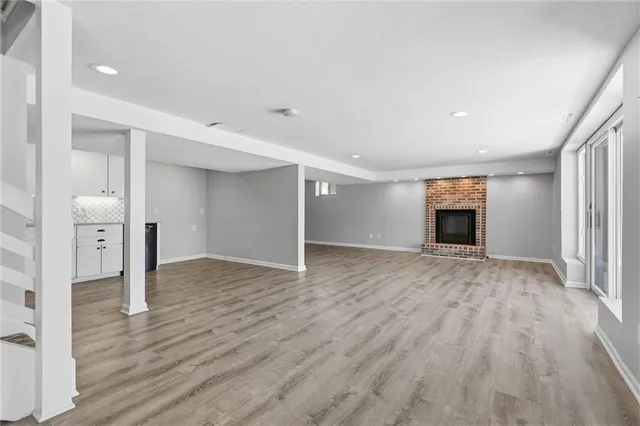 $949,900 | 9815 Overbrook Road, Leawood, KS 66206