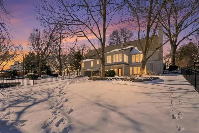 $949,900 | 9815 Overbrook Road, Leawood, KS 66206