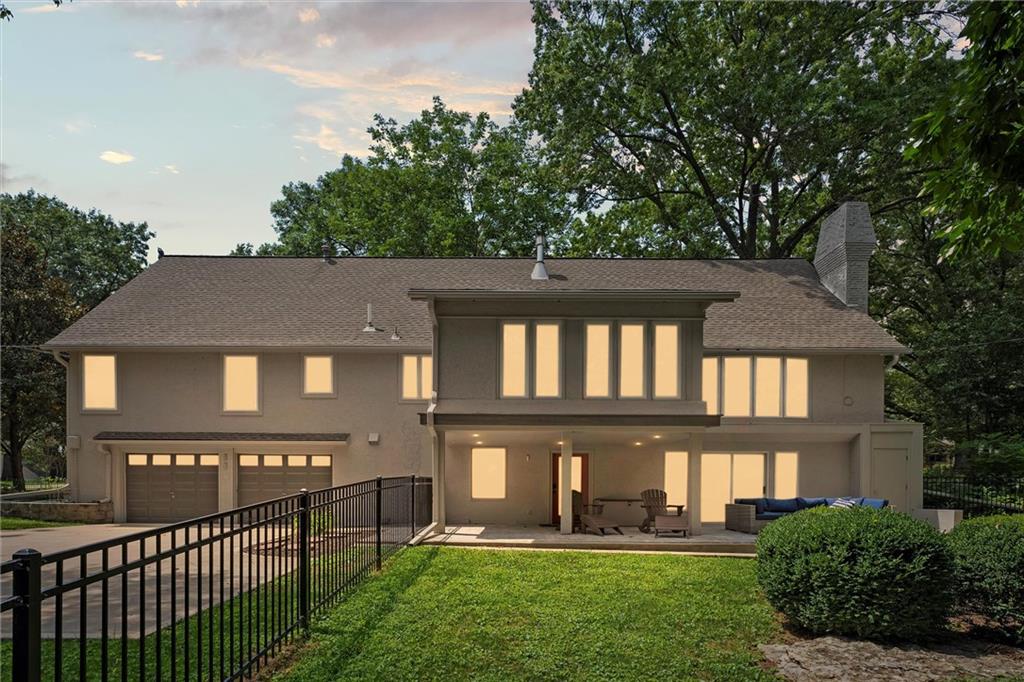 9815 Overbrook Road Leawood, KS 66206 - Photo 43 of 56