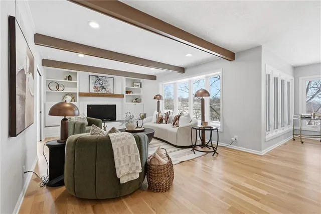 $949,900 | 9815 Overbrook Road, Leawood, KS 66206