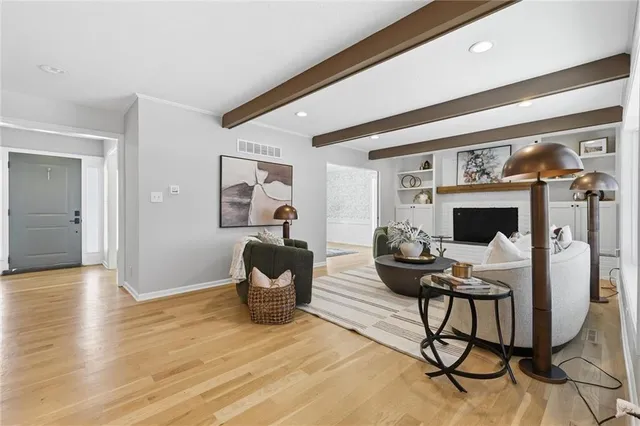 $949,900 | 9815 Overbrook Road, Leawood, KS 66206