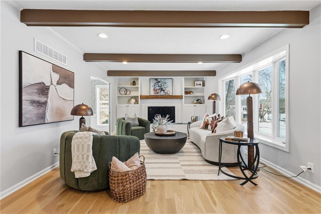 9815 Overbrook Road Leawood, KS 66206 - Photo 8 of 56