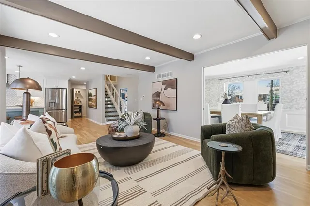 $949,900 | 9815 Overbrook Road, Leawood, KS 66206