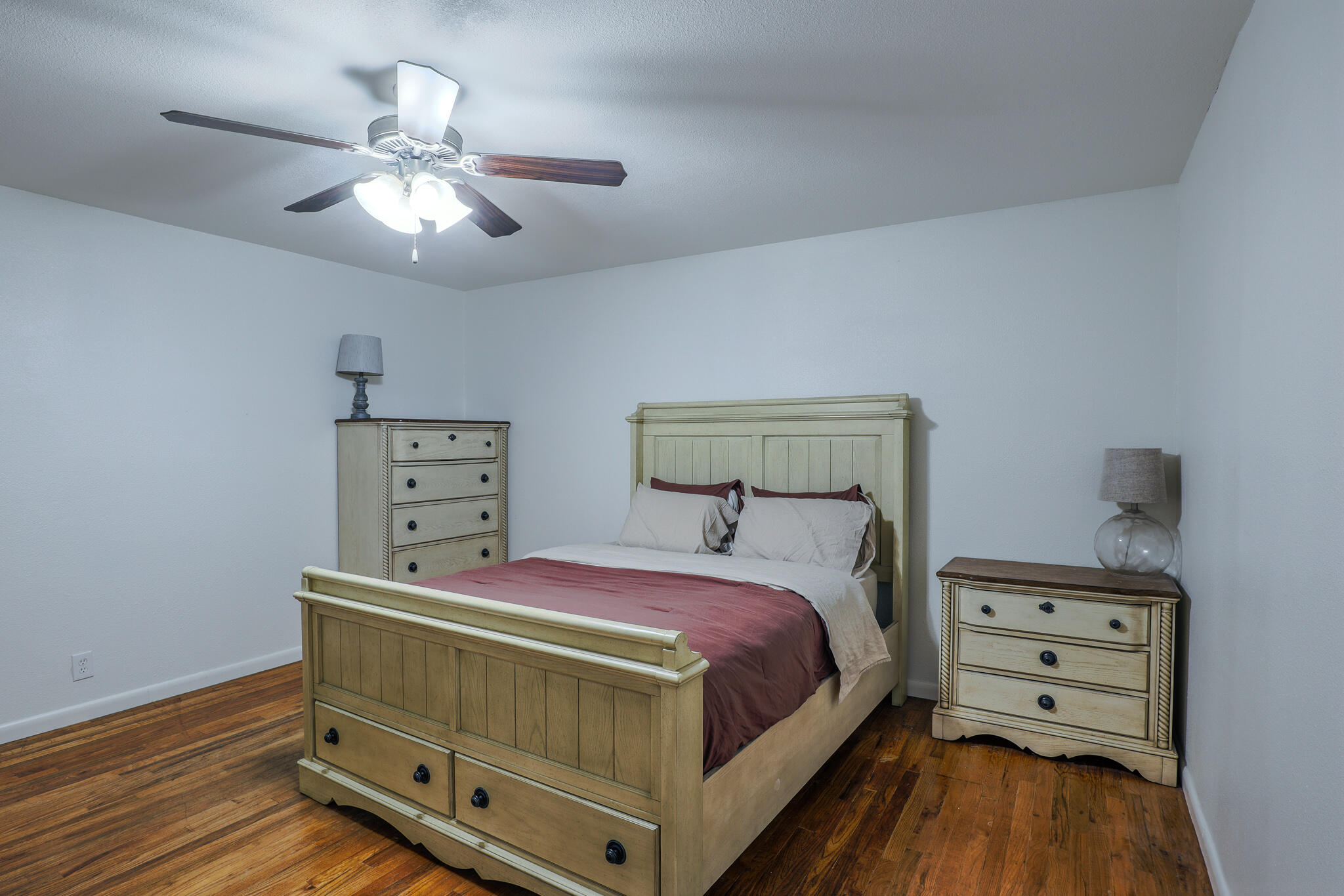 3108 46th Street Lubbock, TX 79413 - Photo 20 of 28 Primary Bedroom