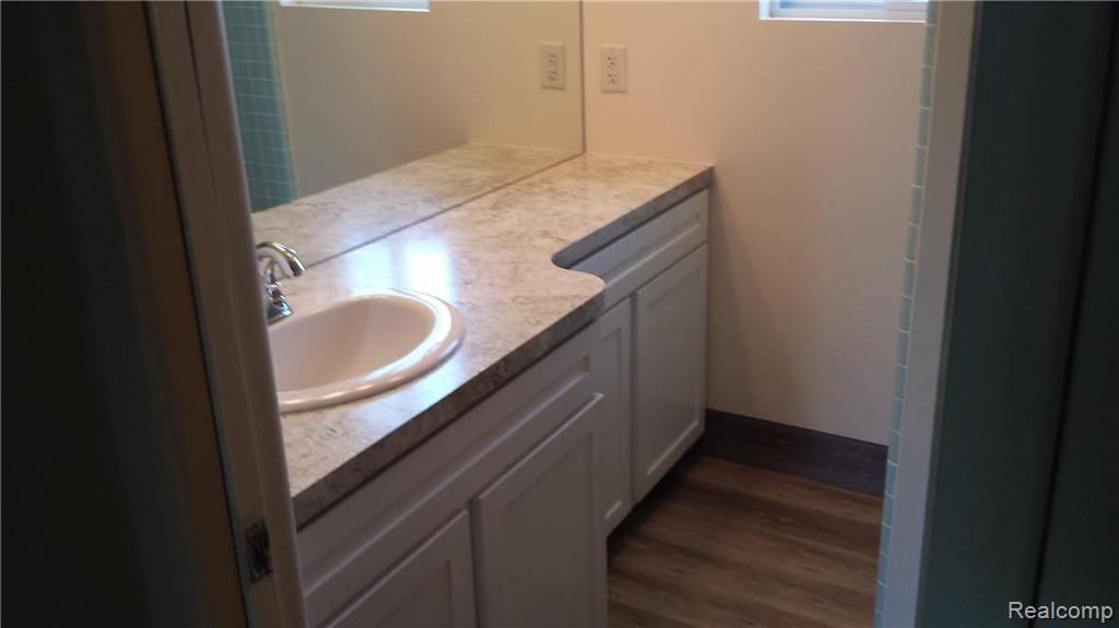 5021 Jeddo Road Jeddo, MI 48032 - Photo 11 of 22 Gallery Image 11