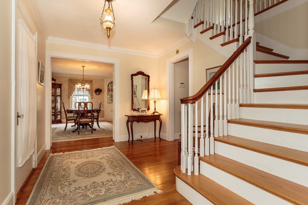 27 Elizabeth Road Belmont, MA 02478 - Photo 3 of 20 Gallery Image 3